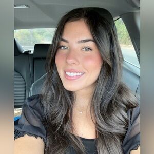 Meet your Posher, Abigael